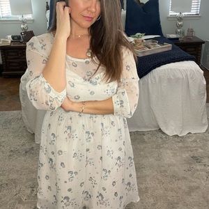 Selling this beautiful Lauren Conrad dress you can buy as an outfit